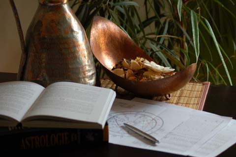 西洋占星術講座のご案内